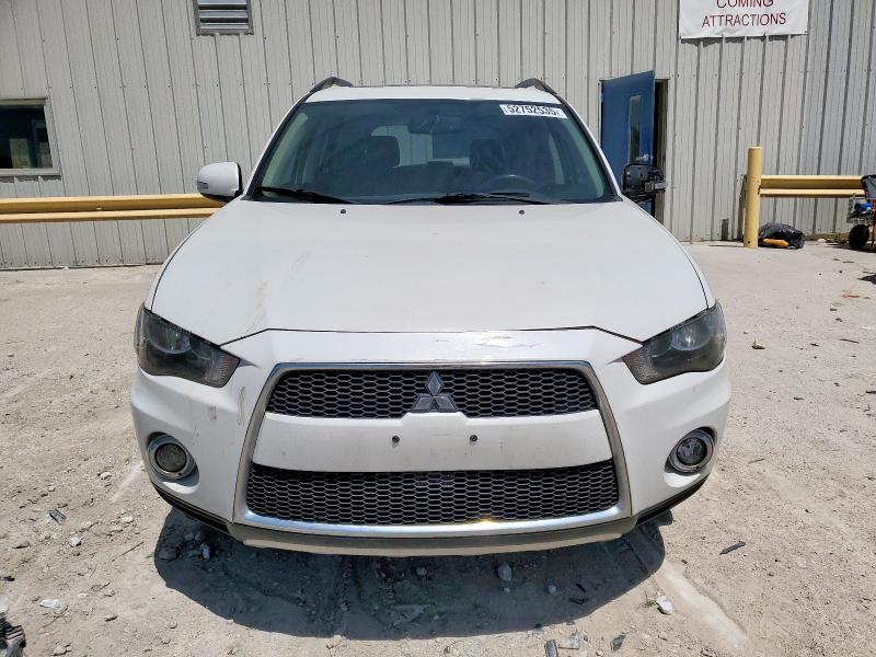  MITSUBISHI OUTLANDER 2013 Білий