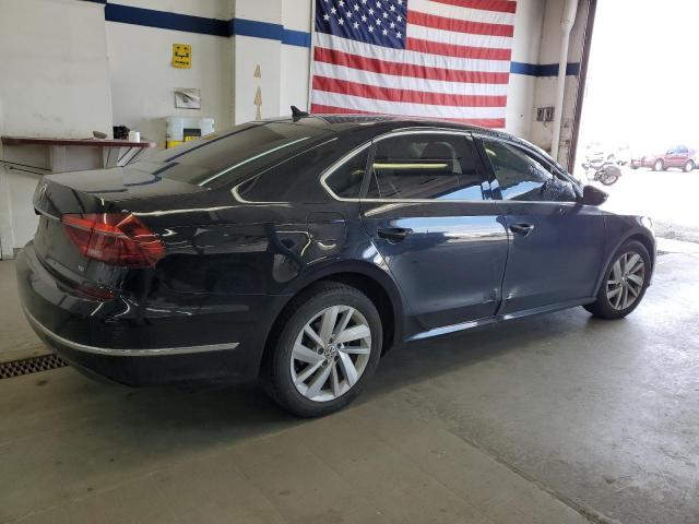  VOLKSWAGEN PASSAT 2018 Czarny