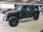 2010 Jeep Wrangler Unlimited Sahara за продажба в East Granby, CT - Minor Dent/Scratches