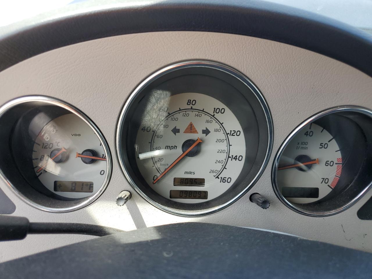 2000 Mercedes-Benz Slk 230 Kompressor VIN: WDBKK47F0YF166062 Lot: 54318895