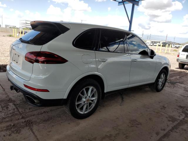  PORSCHE CAYENNE 2017 White