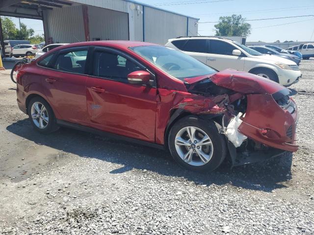 Sedans FORD FOCUS 2014 Red