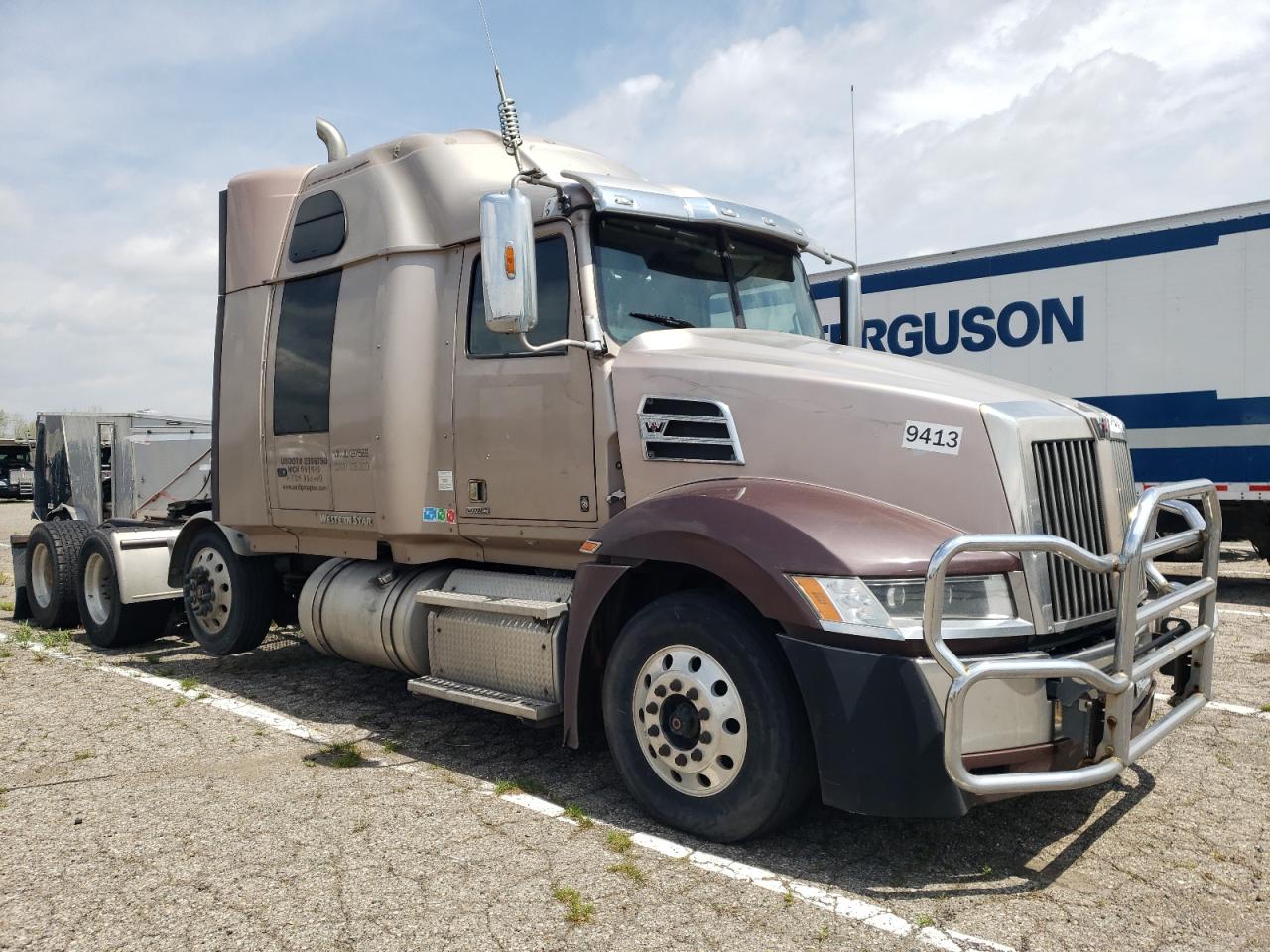 2018 Western Star 5700Xe Semi Truck for Sale in Woodhaven, MI - Minor Dent/Scratches