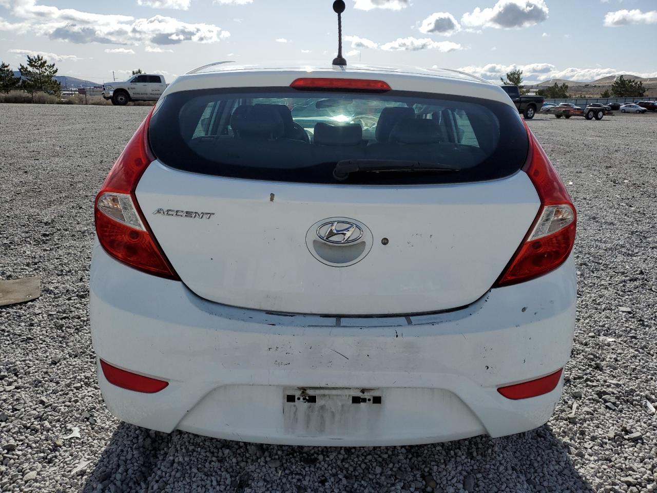 2018 Hyundai Accent Se VIN: KMHCT5AE1HU300741 Lot: 51114325