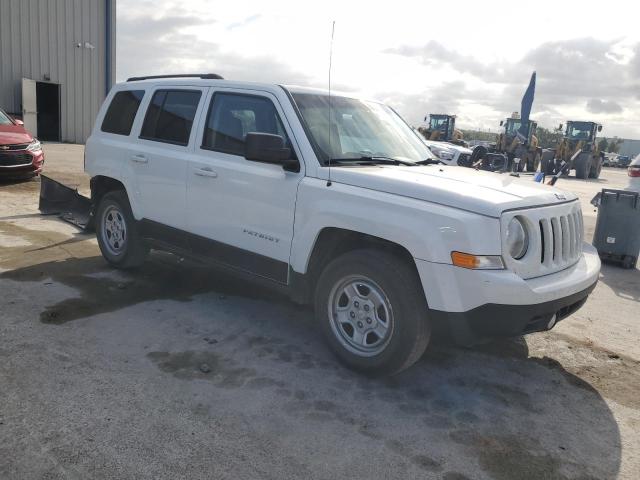  JEEP PATRIOT 2017 Biały