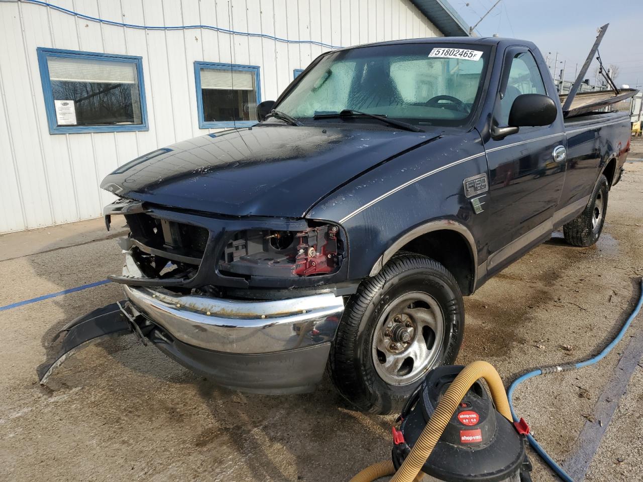 2004 Ford F-150 Heritage Classic for Sale in Pekin, IL - Front End