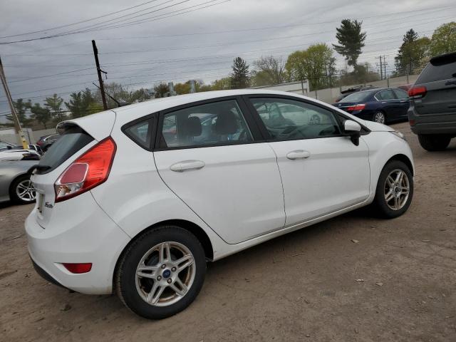  FORD FIESTA 2017 White