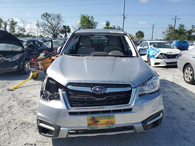  SUBARU FORESTER 2017 Gray