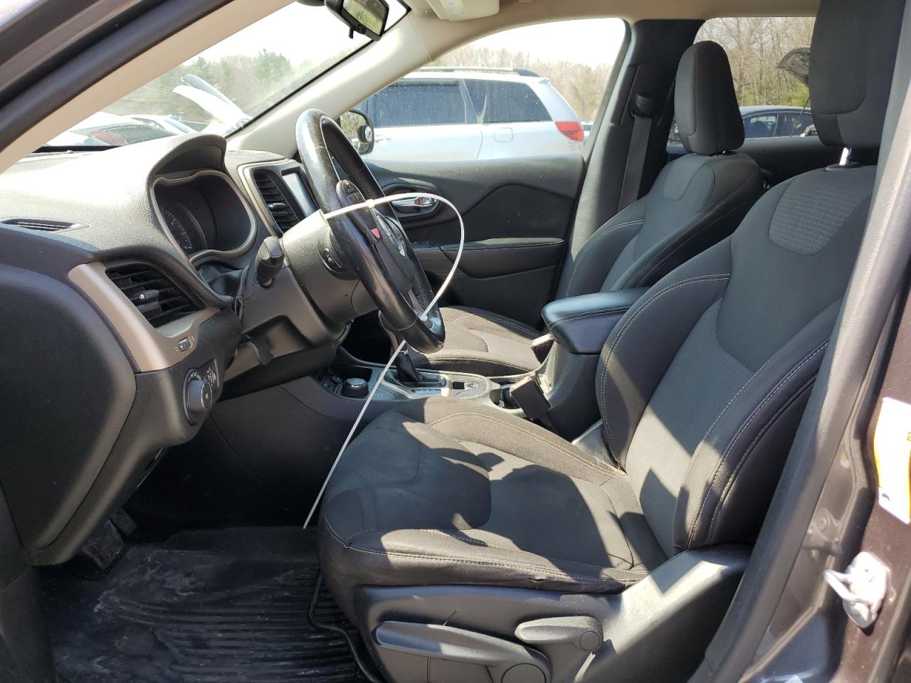 2014 Jeep Cherokee Limited VIN: 1C4PJMDB8EW156757 Lot: 53847505