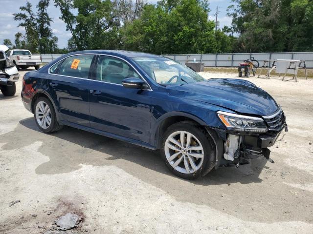  VOLKSWAGEN PASSAT 2018 Синий