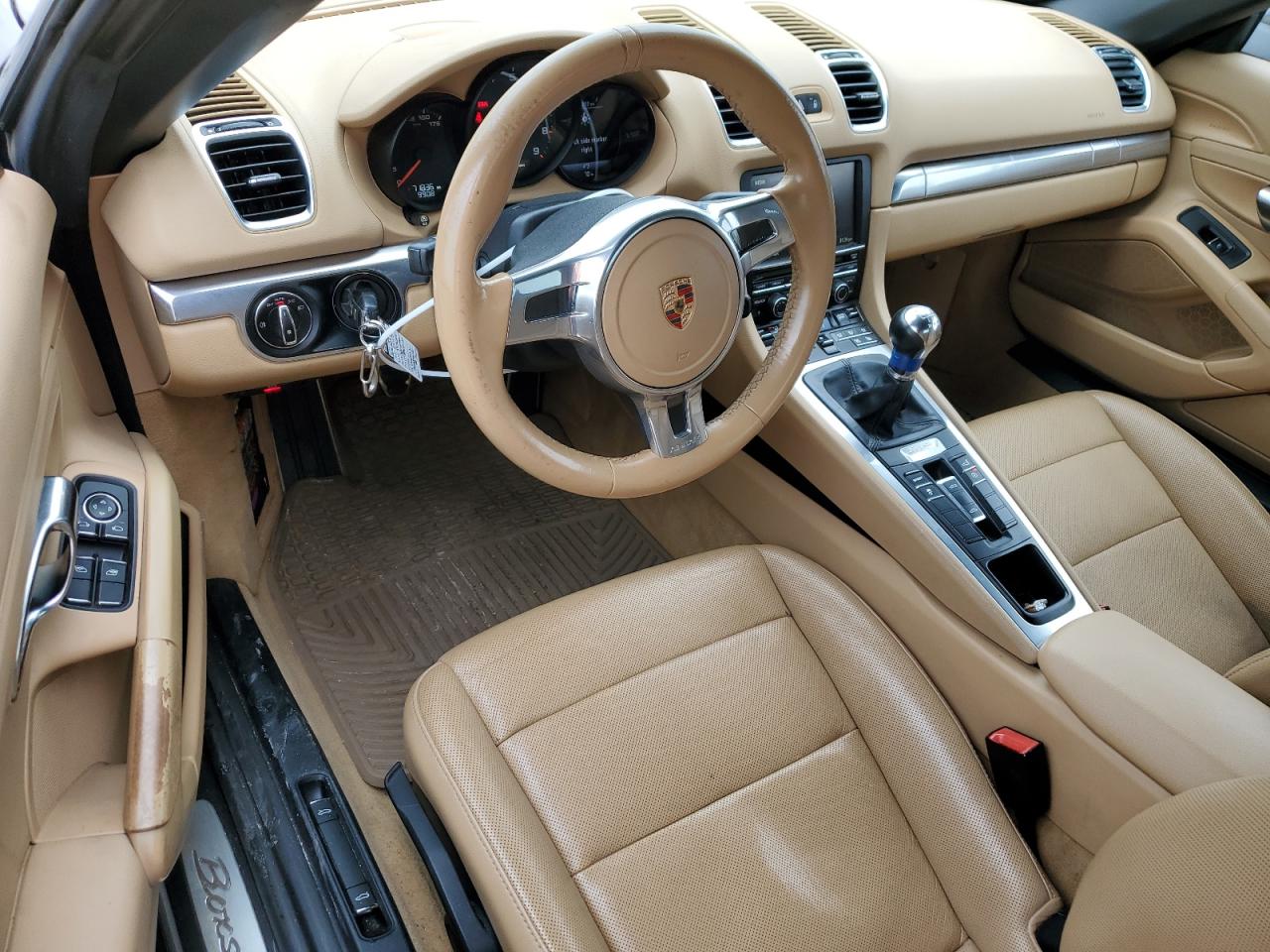 2015 Porsche Boxster VIN: WP0CA2A88FS120121 Lot: 50591195