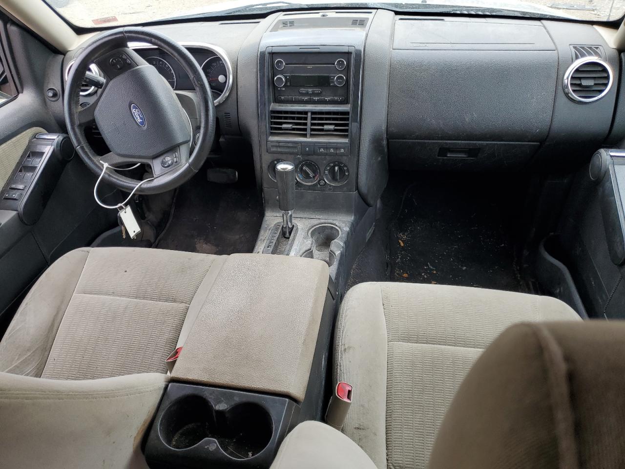 2008 Ford Explorer Xlt VIN: 1FMEU73E68UB01490 Lot: 51369345