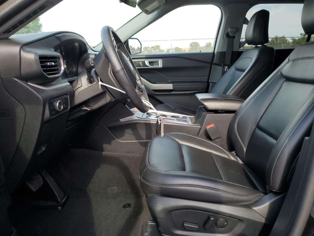 2024 Ford Explorer Xlt VIN: 1FMSK7DH0RGA04223 Lot: 54357745