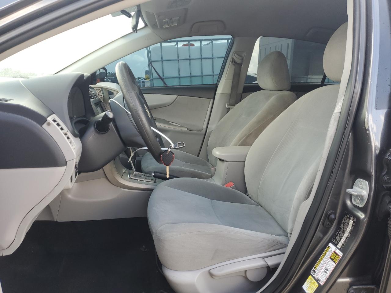 2011 Toyota Corolla Base VIN: 2T1BU4EE2BC670666 Lot: 52488325