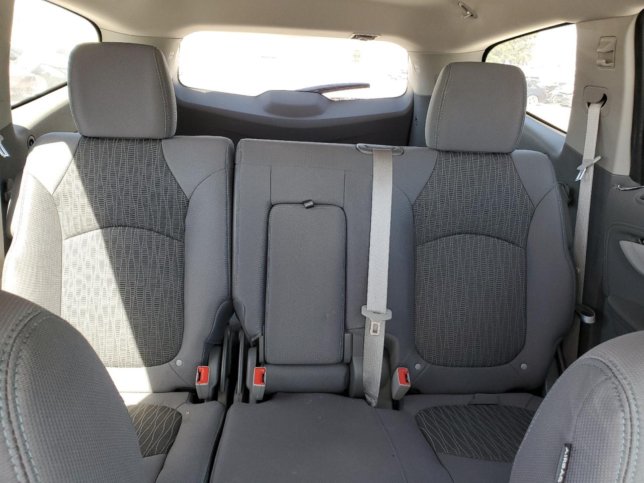 1GNKVFKD2FJ122270 2015 Chevrolet Traverse Ls