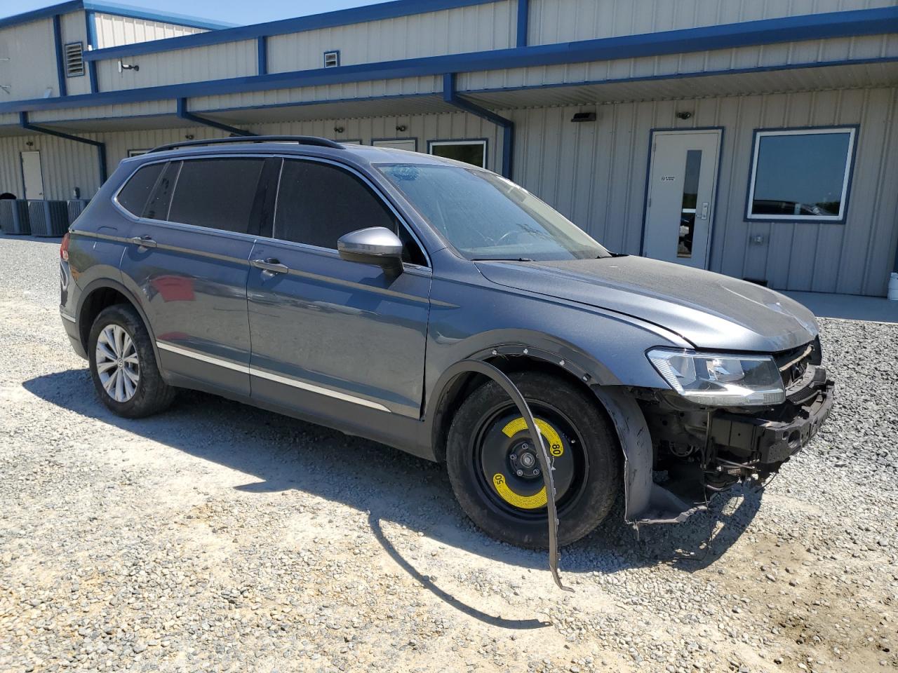 2018 Volkswagen Tiguan - Image 4