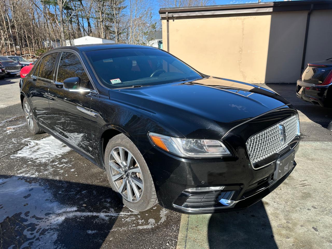 2017 Lincoln Continental for Sale in Mendon, MA - Normal Wear