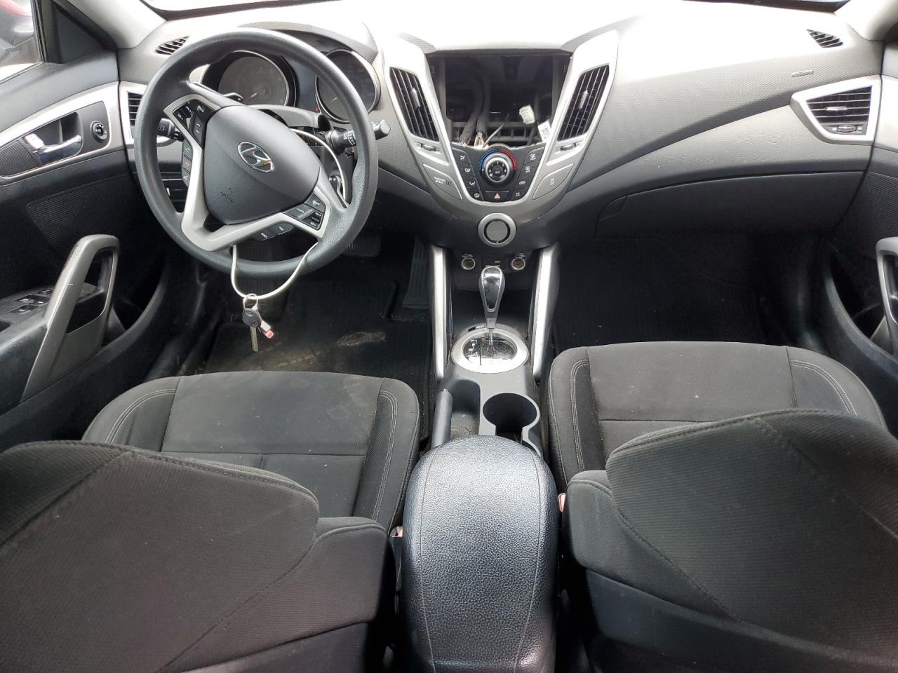 2016 Hyundai Veloster VIN: KMHTC6AD5GU284023 Lot: 54940385