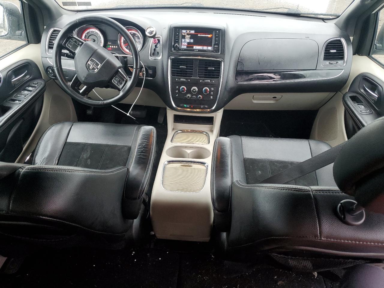 2c4rdgcgxhr818382 2C4RDGCGXHR818382 2017 Dodge Grand Caravan Sxt
