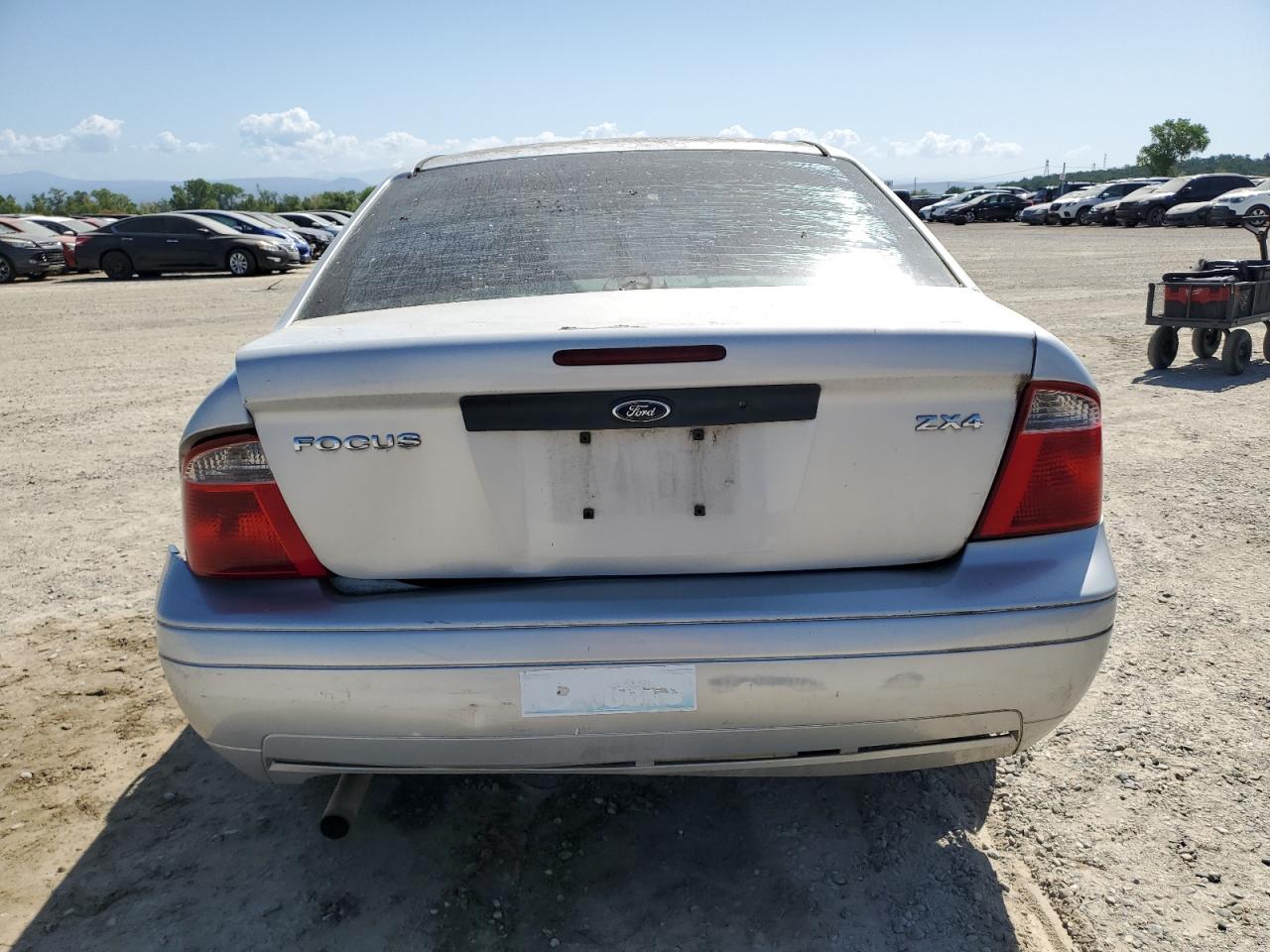 2005 FORD FOCUS | ZX4