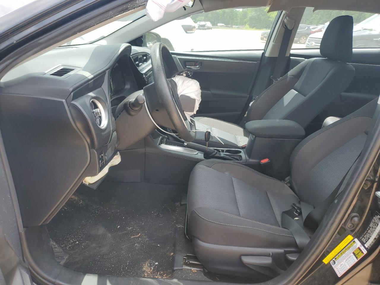 2019 Toyota Corolla L VIN: 2T1BURHE8KC166261 Lot: 53522275