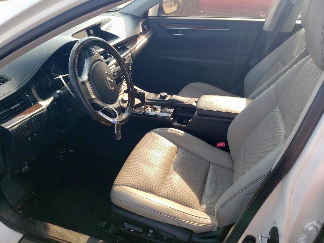 2015 Lexus Es 350 VIN: JTHBK1GG7F2206116 Lot: 53323105