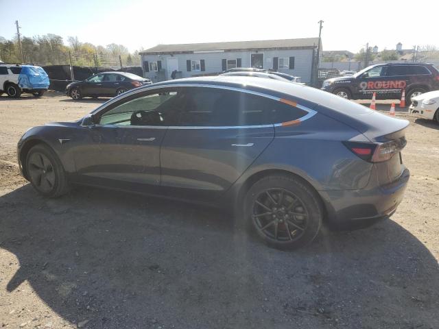  TESLA MODEL 3 2019 Серый