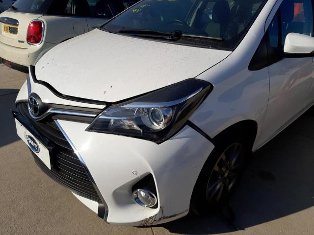 2015 TOYOTA YARIS ICON