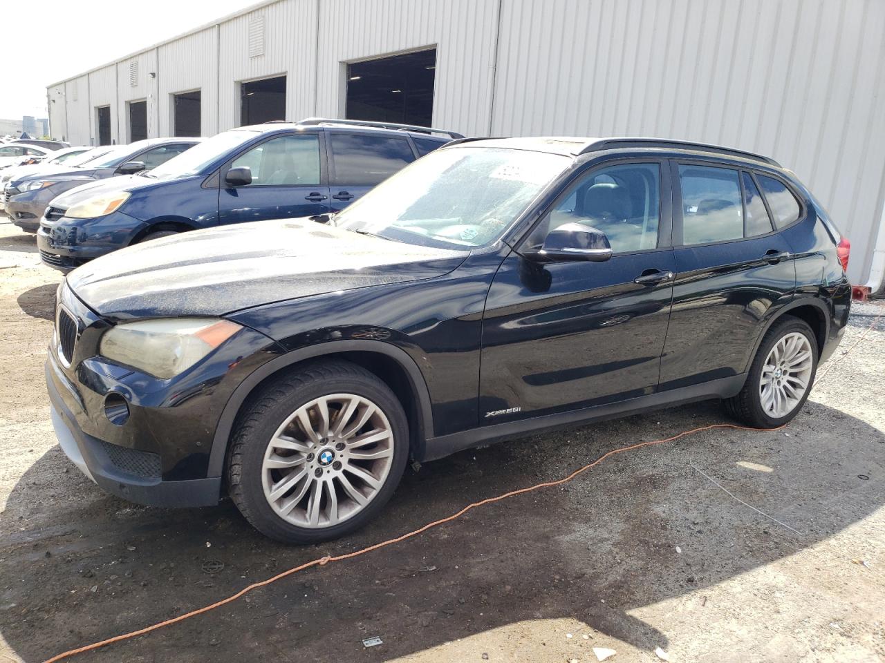 2014 BMW X1 xDrive28I VIN: WBAVL1C5XEVY16263 Lot: 52242225