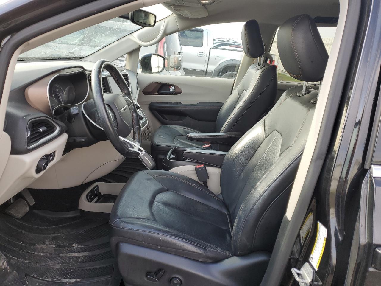 2019 Chrysler Pacifica Touring L VIN: 2C4RC1BG2KR731018 Lot: 51503335