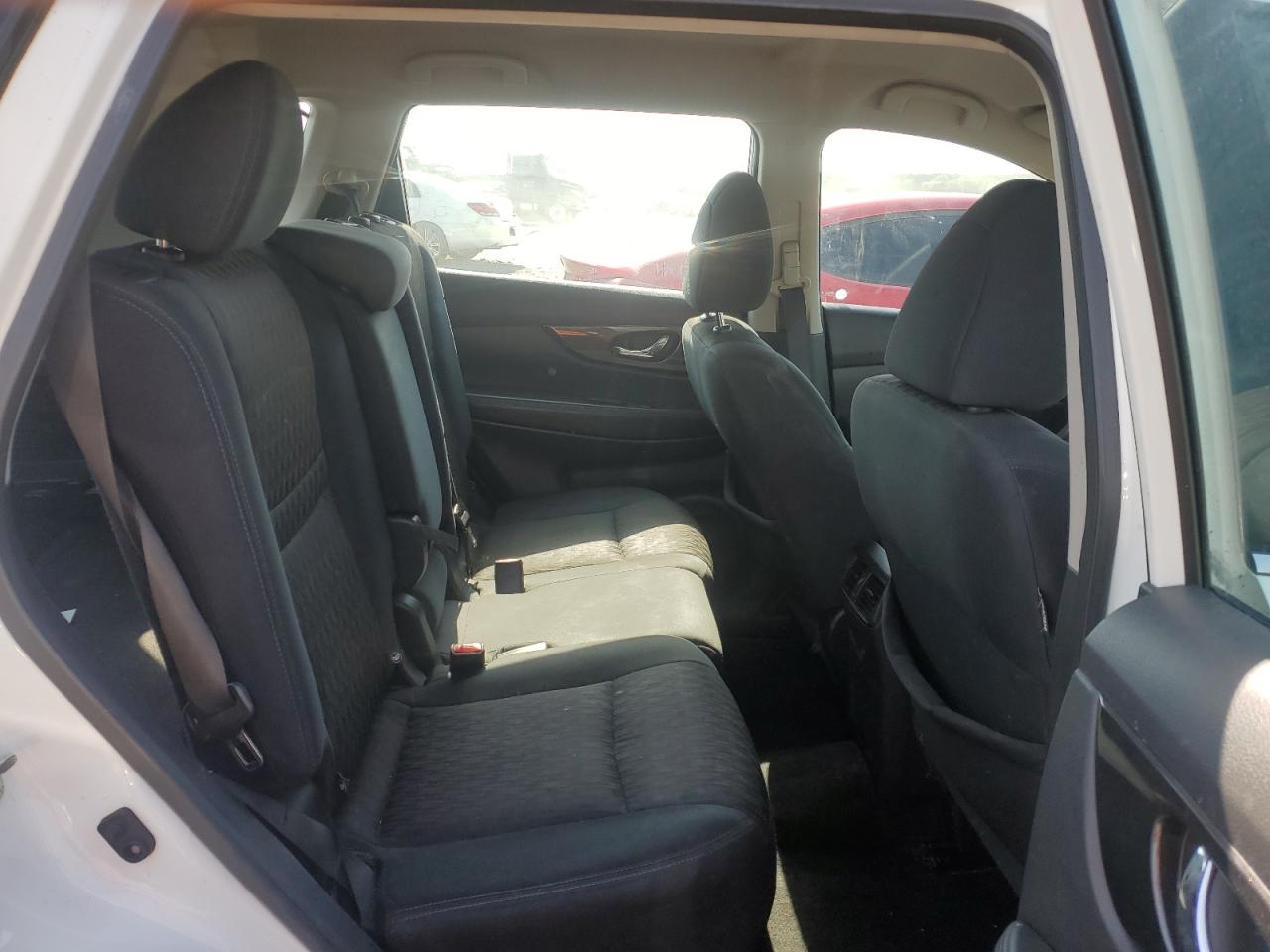2017 Nissan Rogue S VIN: 5N1AT2MT5HC801458 Lot: 52236365