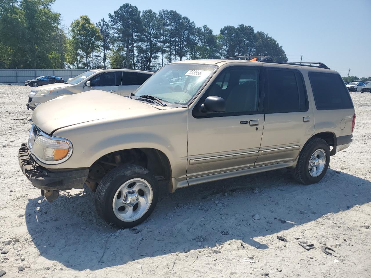 1999 Ford Explorer for Sale in Loganville, GA - Front End
