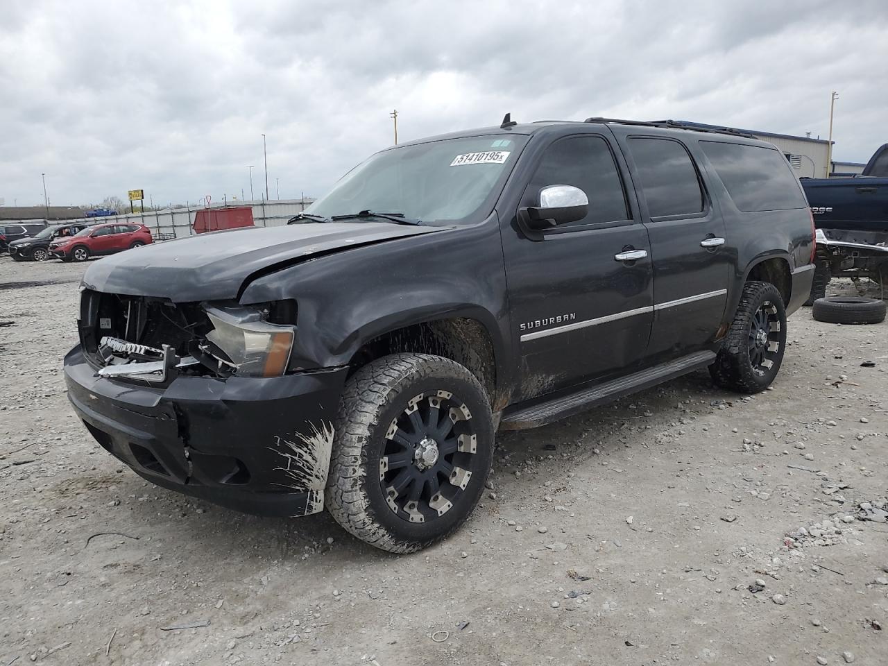 2011 Chevrolet Suburban K1500 Ltz for Sale in Cahokia Heights, IL - Front End