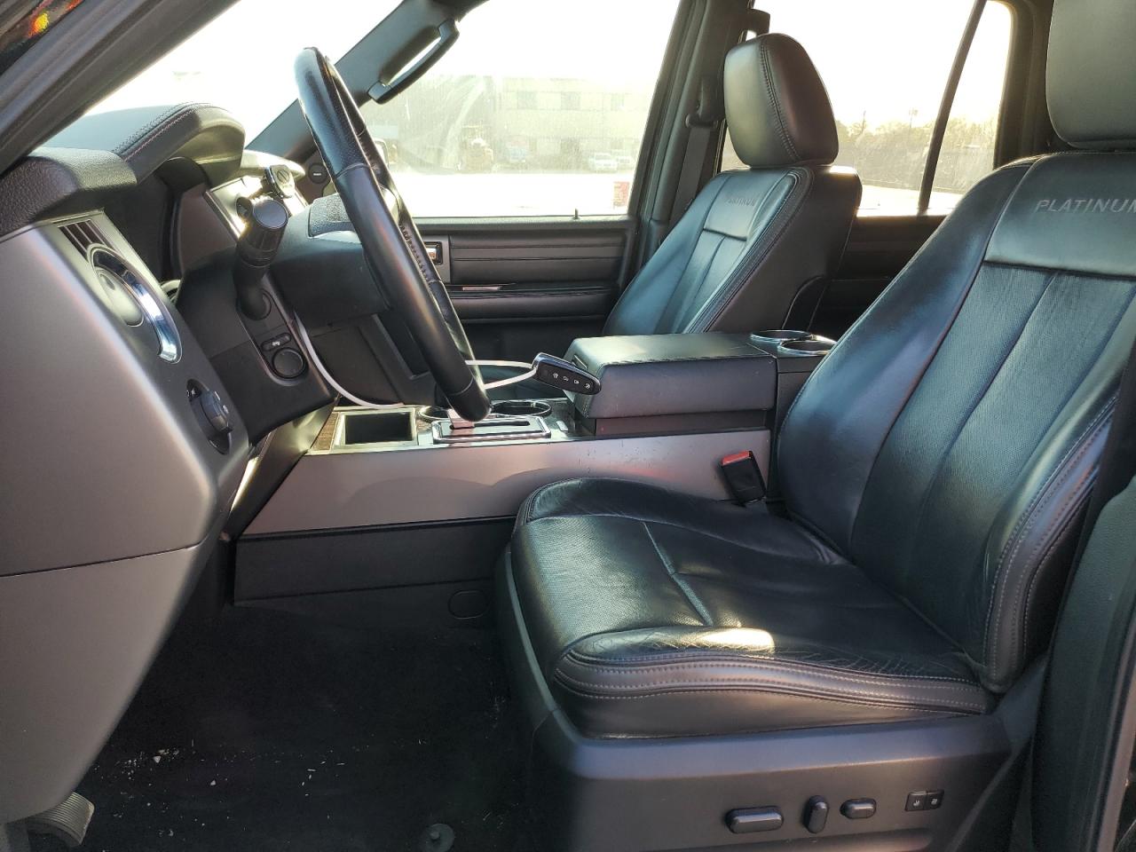 2016 Ford Expedition Platinum VIN: 1FMJU1LT7GEF17017 Lot: 49426955