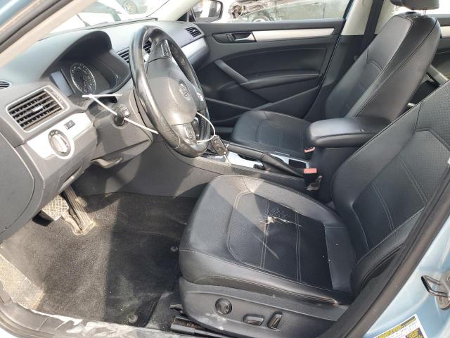  VOLKSWAGEN PASSAT 2013 Granatowy