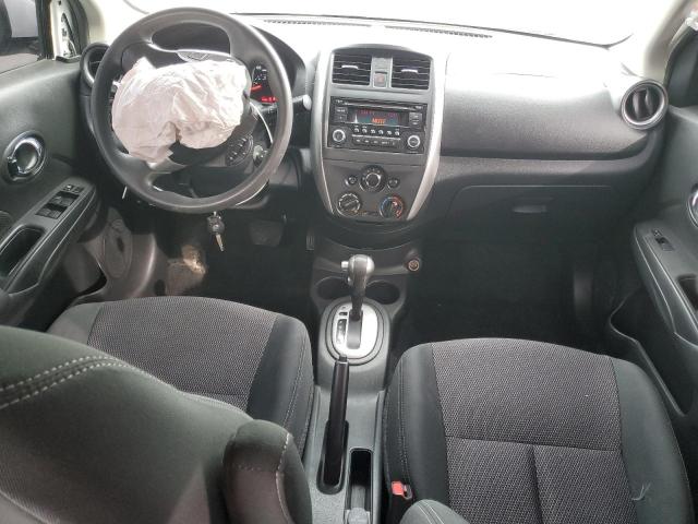  NISSAN VERSA 2018 Белы
