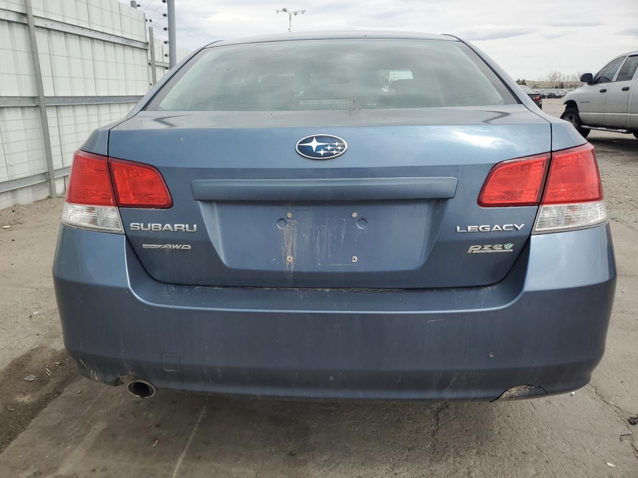 2013 Subaru Legacy VIN: 3048701 Lot: 52293675