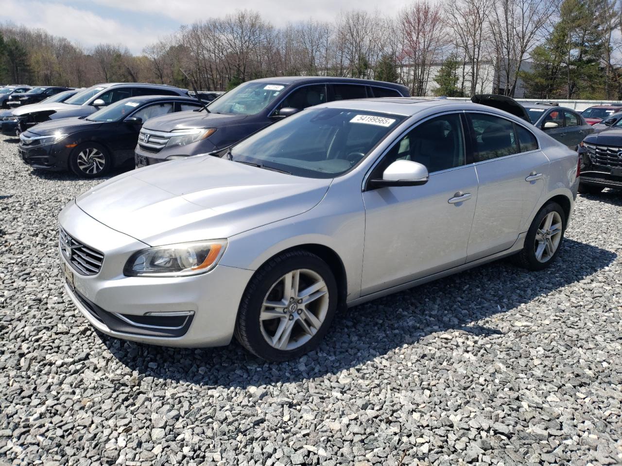 2014 Volvo S60 T5 продається в North Billerica, MA - Minor Dent/Scratches