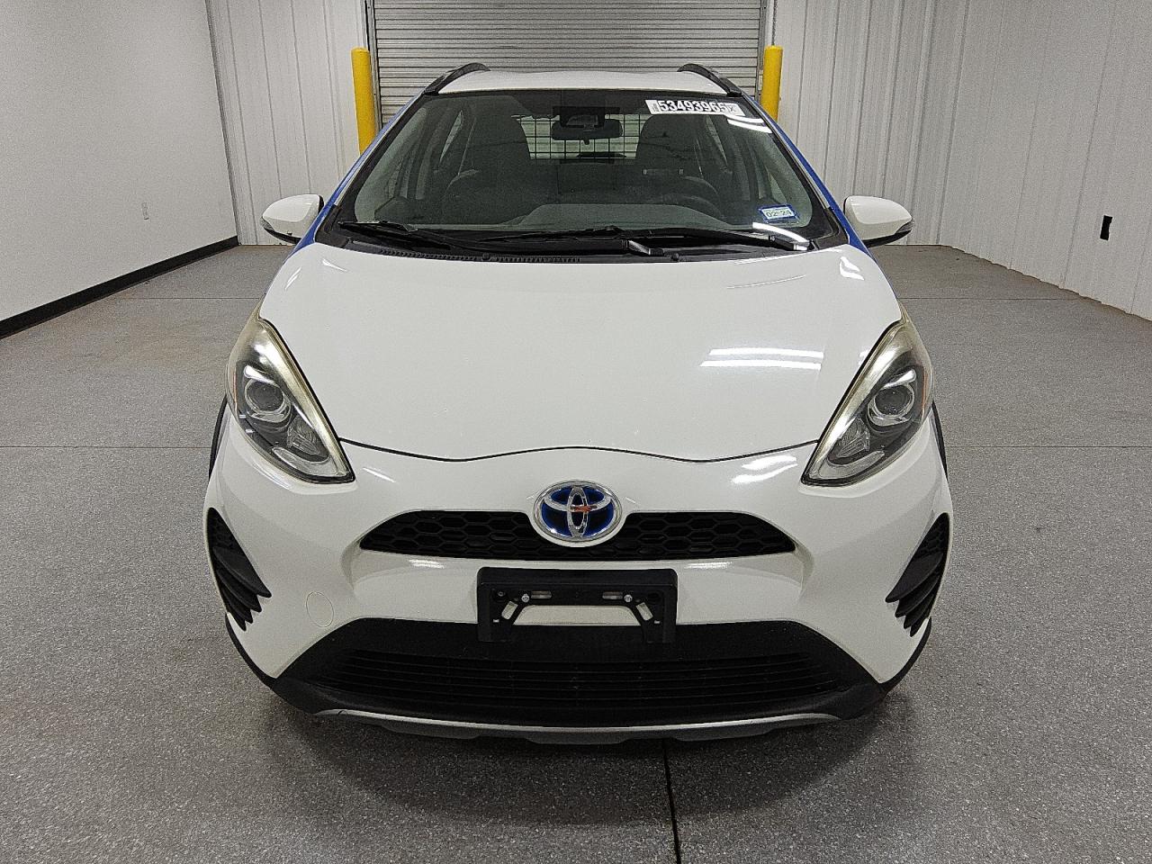 2018 Toyota Prius C for Sale in Phoenix, AZ - Minor Dent/Scratches