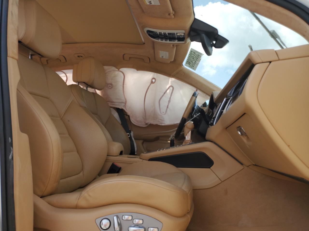 2015 Porsche Macan Turbo VIN: WP1AF2A59FLB98639 Lot: 53392935