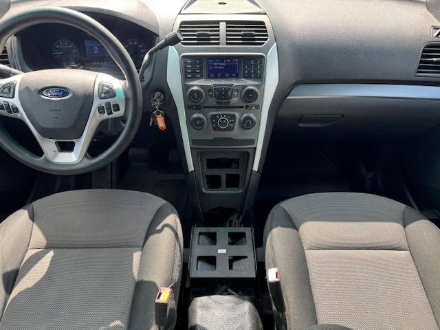 Паркетники FORD EXPLORER 2013 Білий