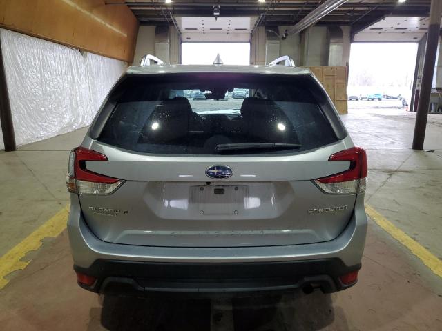  SUBARU FORESTER 2019 Сріблястий