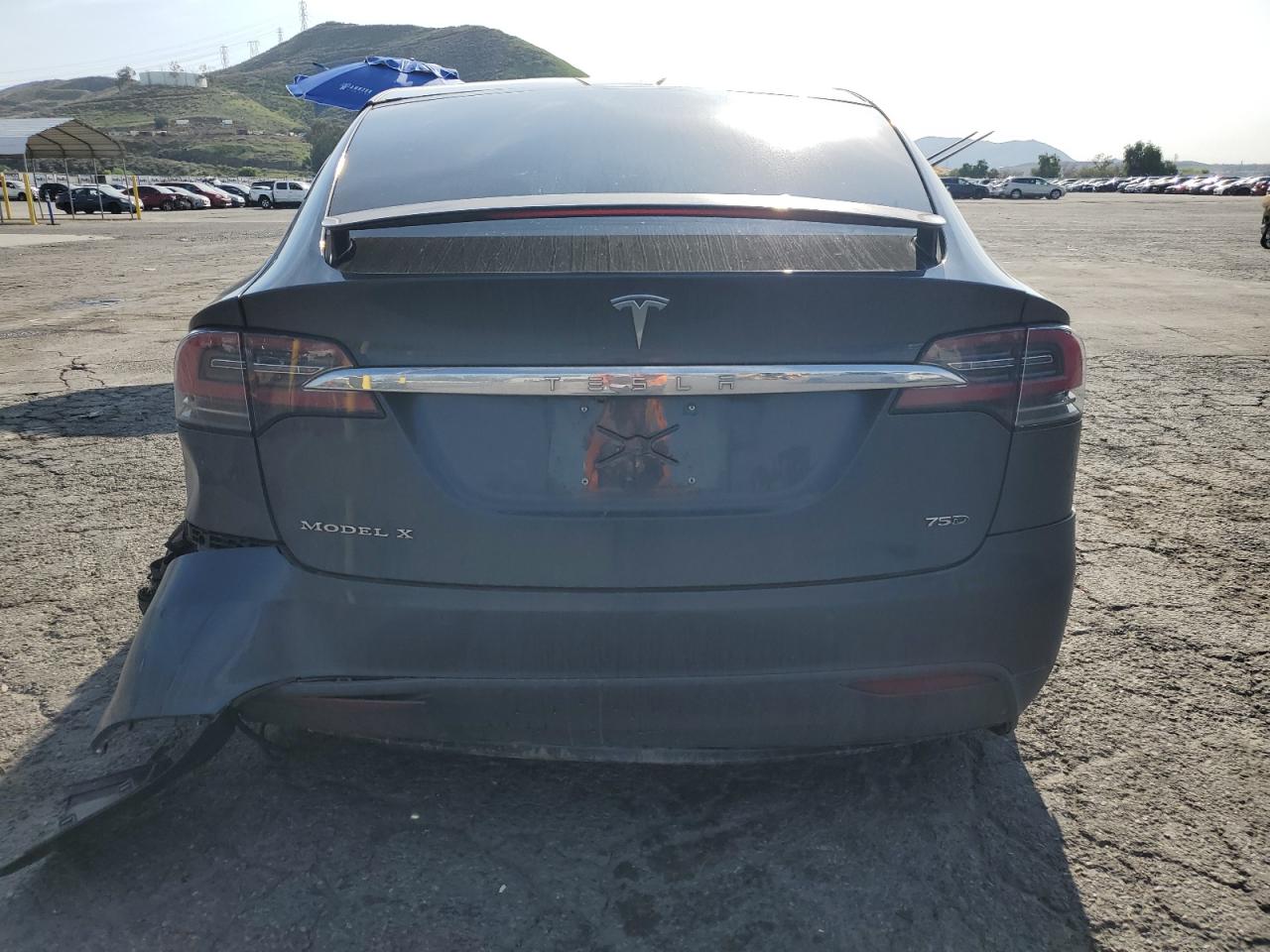 2016 Tesla Model X VIN: 5YJXCAE20GF011839 Lot: 52081325