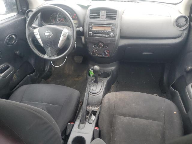  NISSAN VERSA 2015 Серебристый