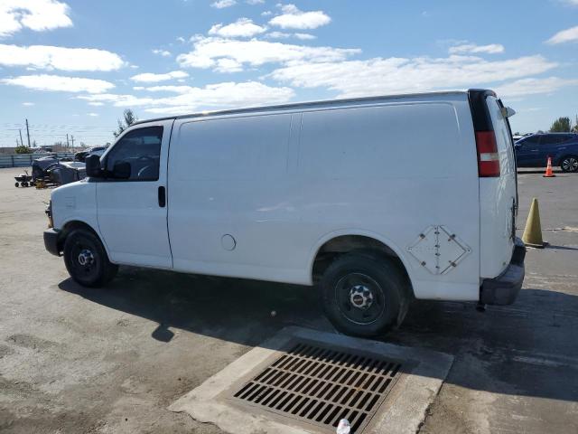 Vans CHEVROLET EXPRESS 2014 Biały