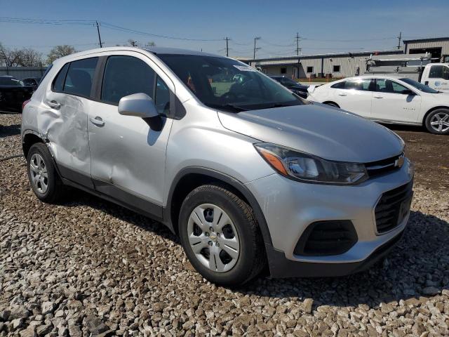  CHEVROLET TRAX 2018 Srebrny