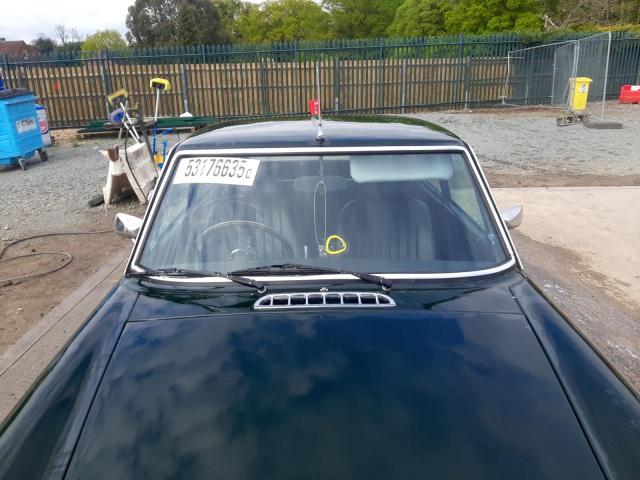 1975 MG B GT