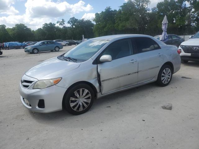 Седаны TOYOTA COROLLA 2012 Серебристый