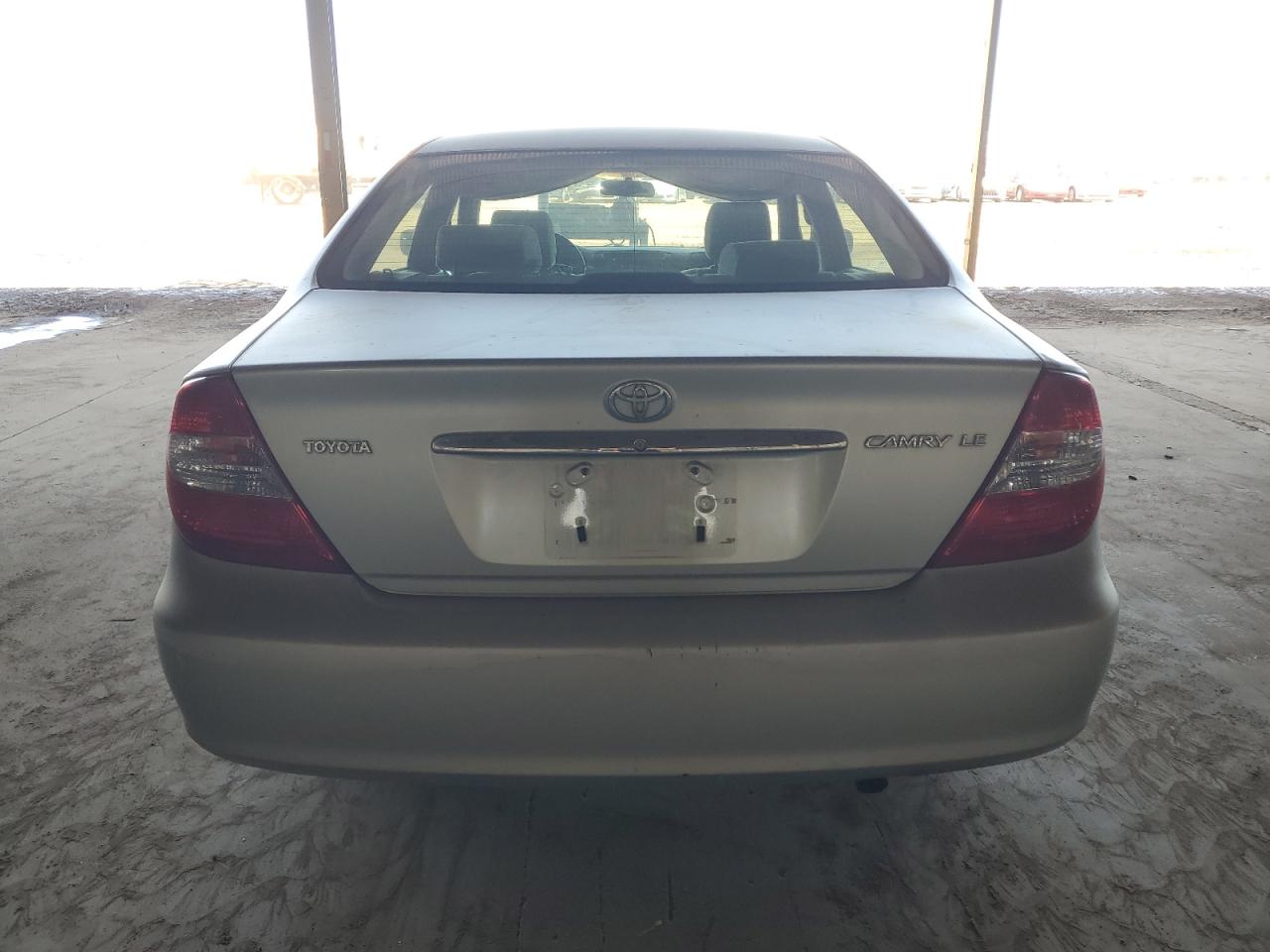 2002 Toyota Camry Le VIN: JTDBE32K520130983 Lot: 55381935