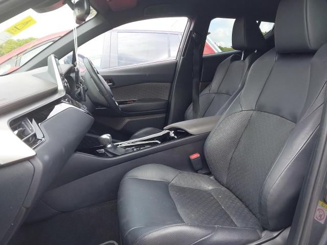 2020 TOYOTA C-HR EXCEL